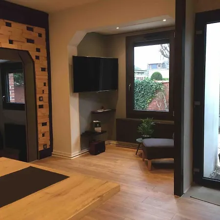 Maison Individuelle Dans Ancienne Ecurie *