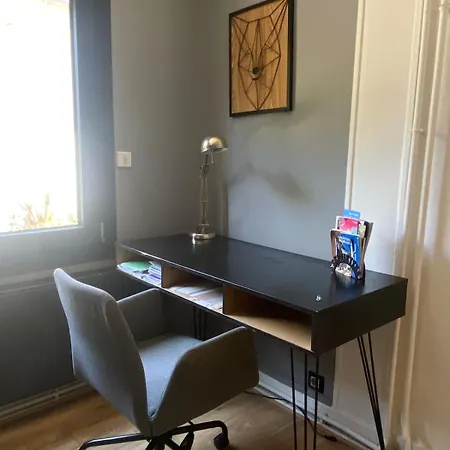 Maison Individuelle Dans Ancienne Ecurie