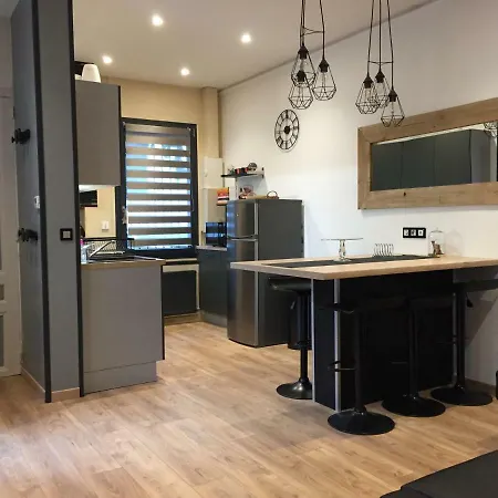 Prázdninový dům Maison Individuelle Dans Ancienne Ecurie Rouen